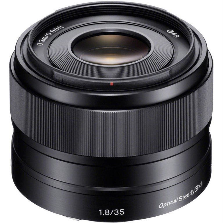 【ほぼ新品】E 35mm F1.8 OSS Sony E 35mm f/1.8 OSS Lens with Essential Accessory Kit