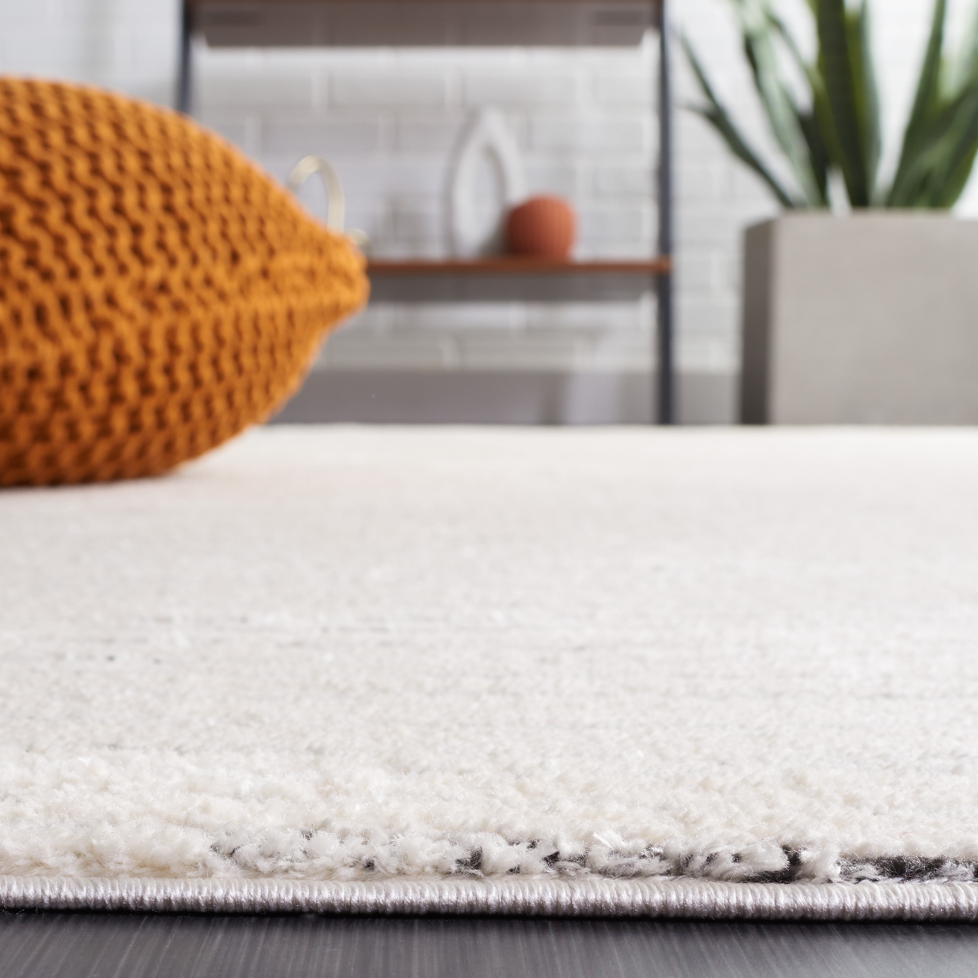 SAFAVIEH Melody Leo Abstract Polyester Runner Rug, Ivory/Black, 2'2" x 12'
