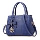 thumbnail image 3 of Bolso de mujer con textura de lazo en el hombro inclinado y gran capacidad con hilo de bordar, 3 of 6