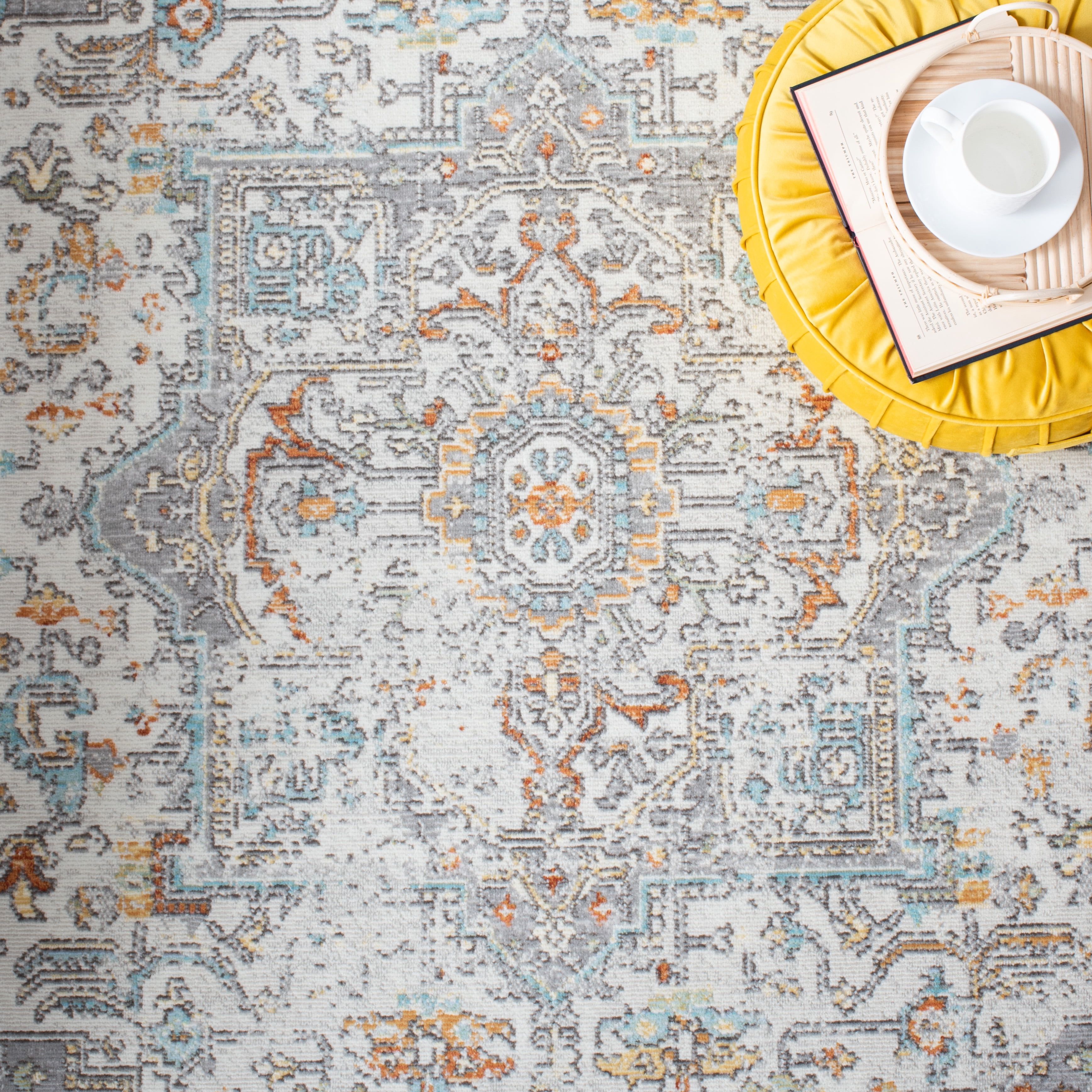 SAFAVIEH Aria Gligor Oriental Area Rug, Beige/Grey, 6'7" x 6'7" Square