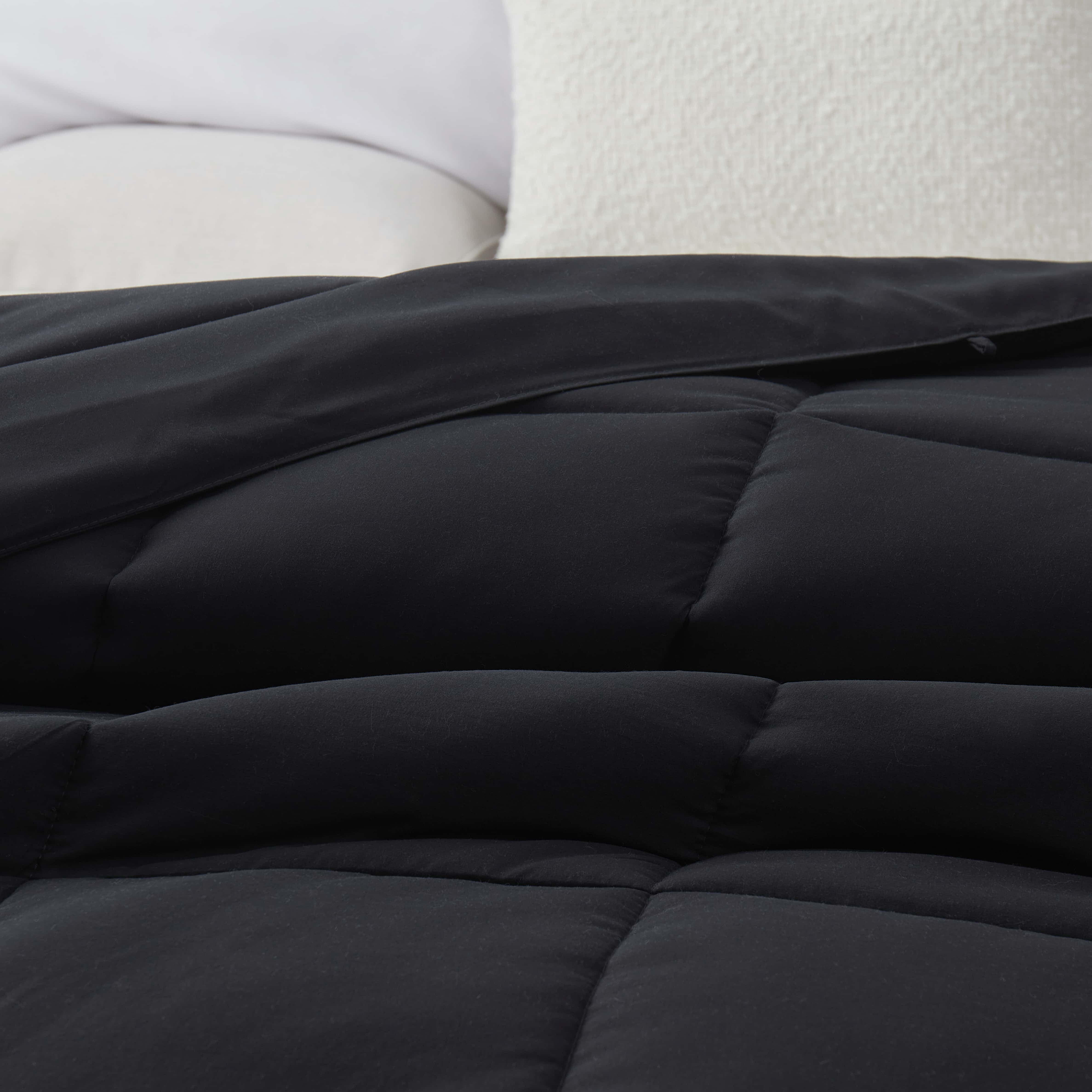 Nestl Comforter, Full Size Comforter Sets Quilted Down Alternative Duvet Insert, All-Season Bedding Full Comforter, Black