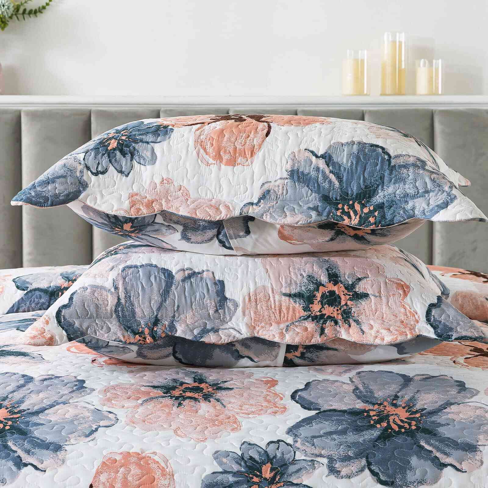 WannaToo Quilts Queen Size - 3 Piece Microfiber Quilt set Reversible Bedspreads Patchwork Coverlets Floral Bedding Set All Season, Blue and Pink