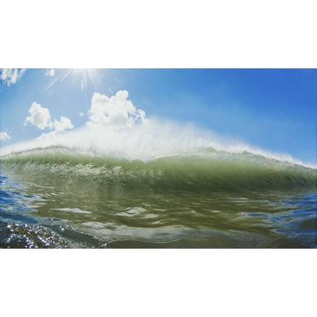 Hawaii Maui Maalaea Wave breaking at legendary surf spot Freight Trains Canvas Art - MakenaStockMedia  Design Pics (40 x