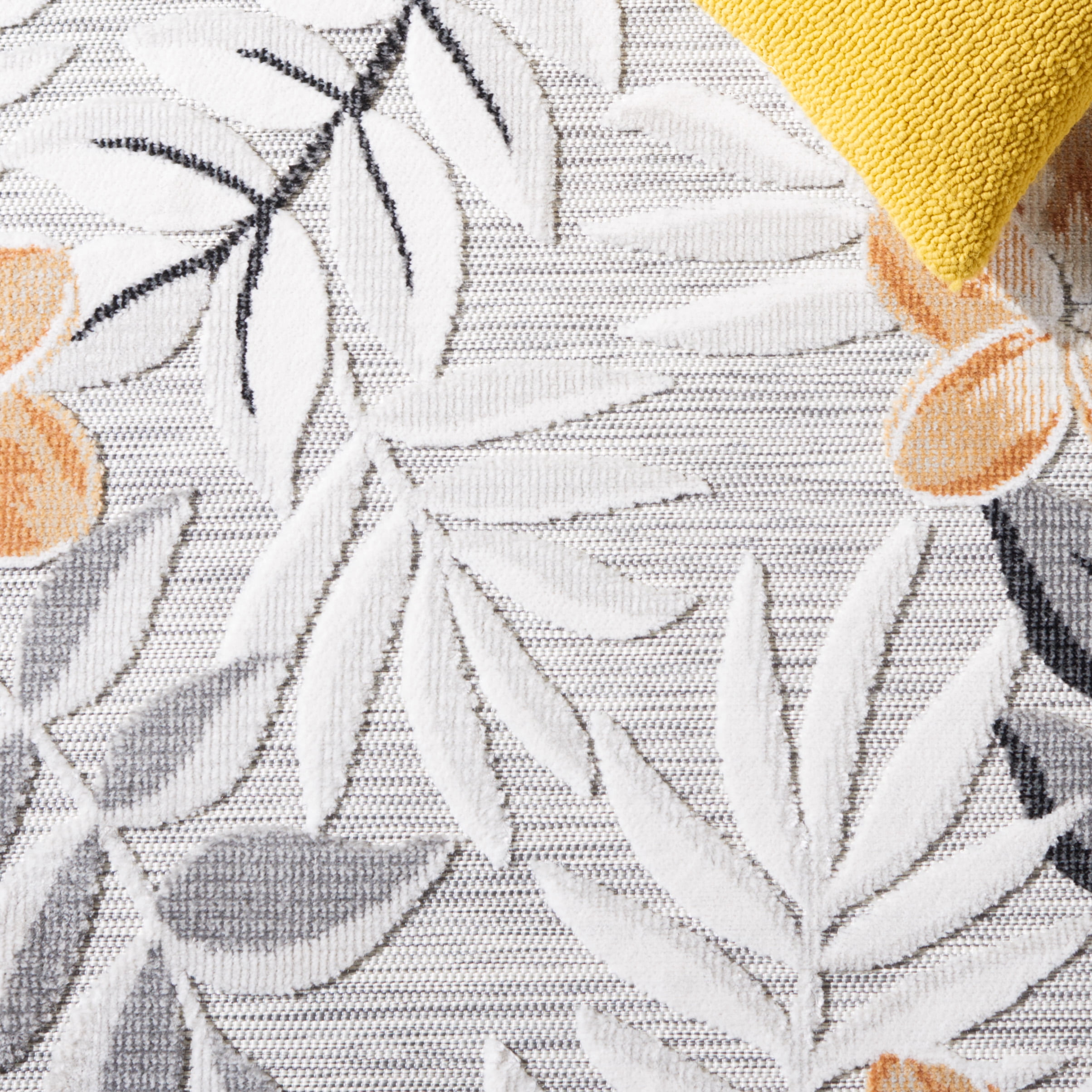 SAFAVIEH Cabana Blazhe Botanical Indoor/Outdoor Area Rug, Grey/Ivory, 4' x 4' Round