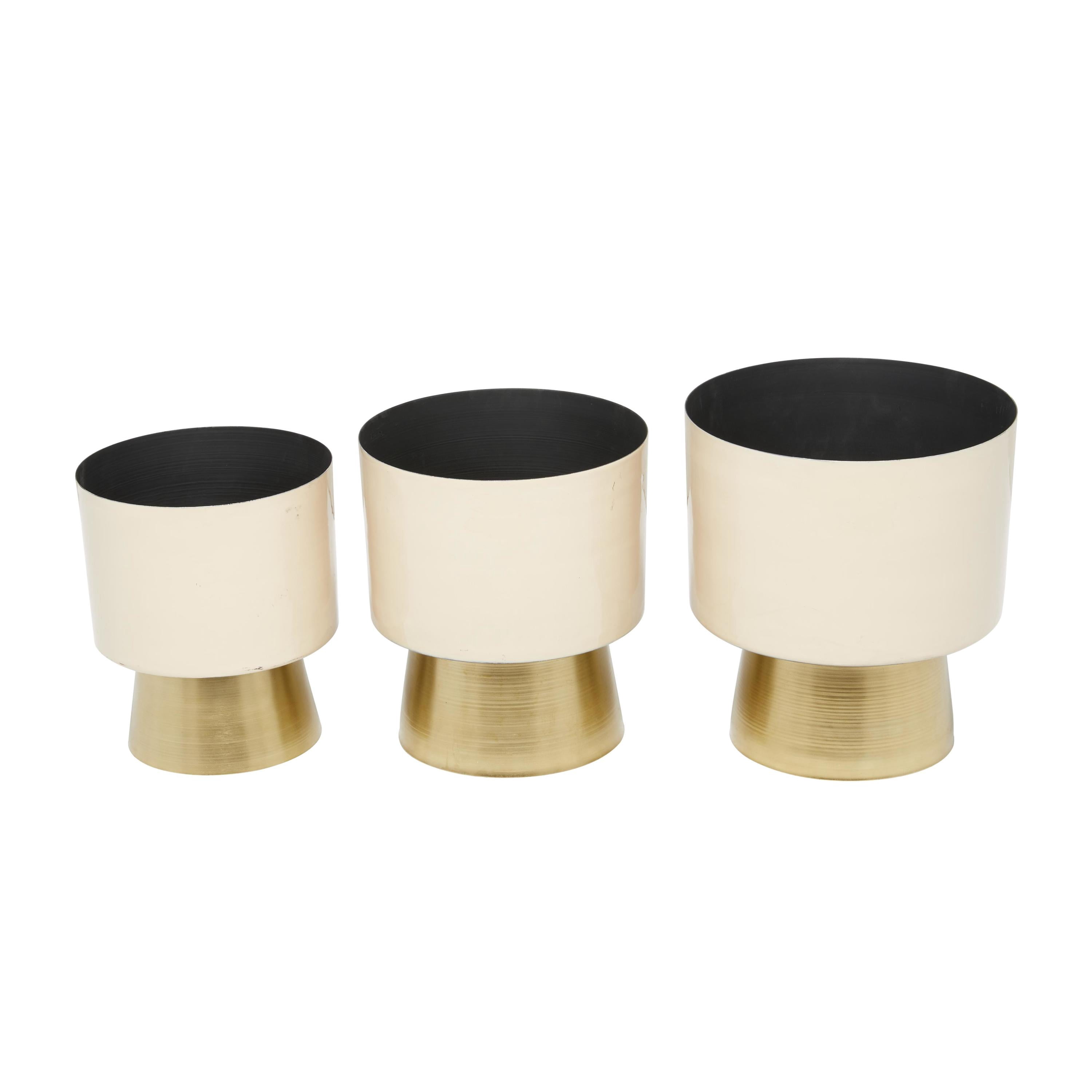 CosmoLiving by Cosmopolitan 11", 10", 9"H Cream Metal Planter with Gold Base (3 Count)