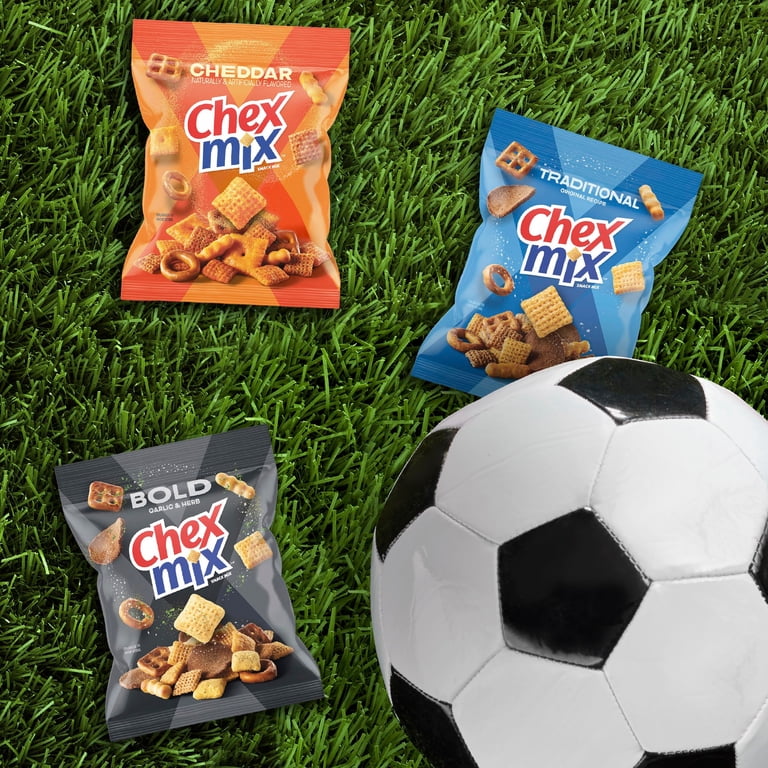 Chex Mix, Snack Mix Variety Pack, Savory Cheddar Party Blend, 52.5