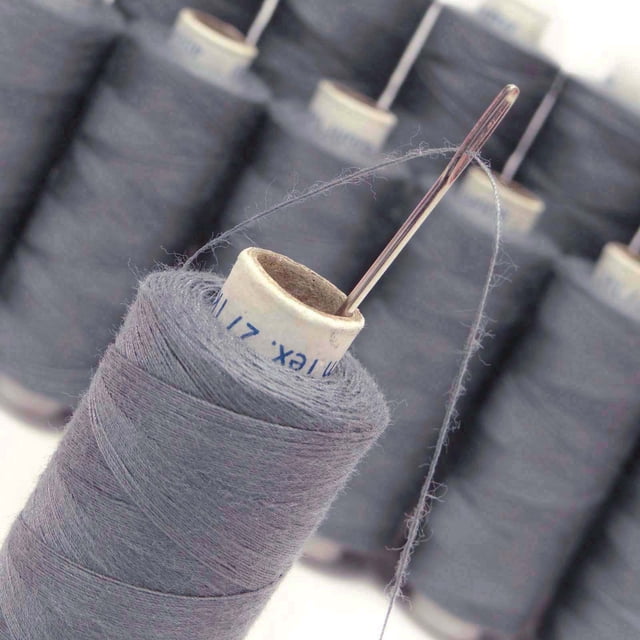 White Polyester Thread 20 Pcs New Spun Quilting Sewing Supplies Wholesale Spool