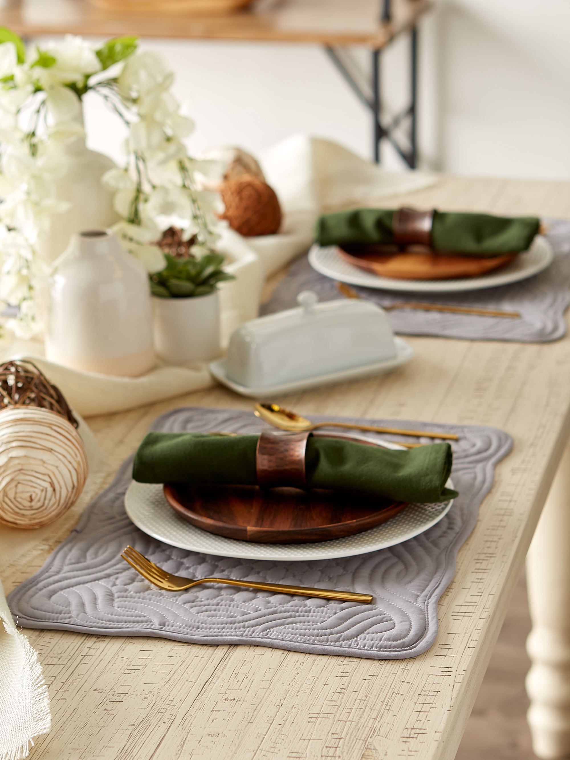 Set of 6 Gray Decorative Rectangular Farmhouse Placemats, 18"