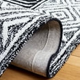 thumbnail image 5 of SAFAVIEH Capri Lucina Southwestern Area Rug, Ivory/Black, 6' x 6' Round, 5 of 8