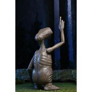 E.T. 40th Anniversary - 7 Scale Action Figure - Ultimate E.T.