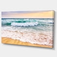 thumbnail image 2 of Vagues en Mousse Éclaboussant le Sable - Impression sur Toile Paysage Marin, 2 of 3