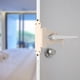thumbnail image 5 of Amortiguador de impactos para puertas, almohadilla anticolisión, protección contra el cierre de puertas para dormitorios Beige, 5 of 6