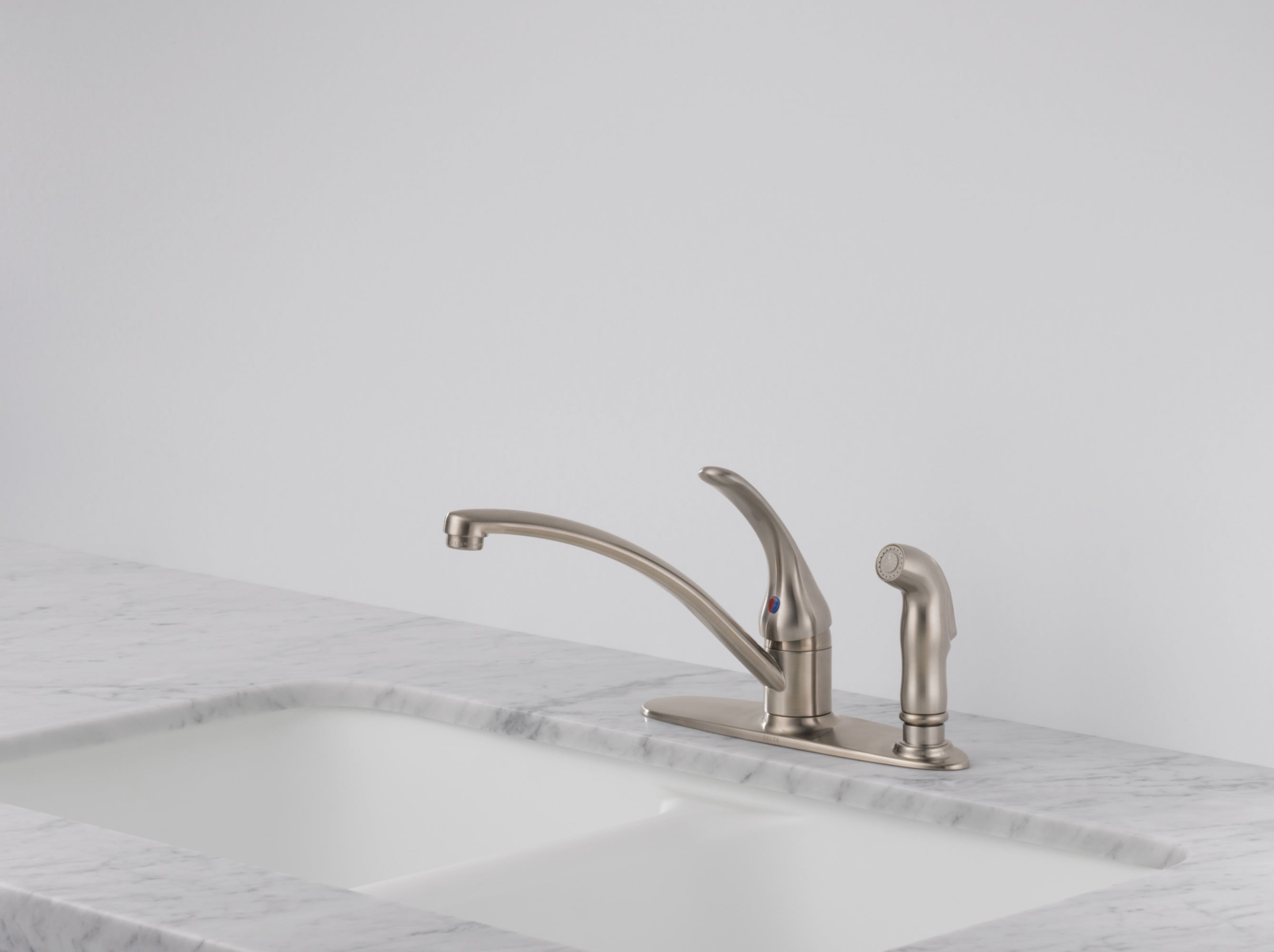 Delta Foundations Single-Handle Kitchen Faucet - B3310LF - Chrome