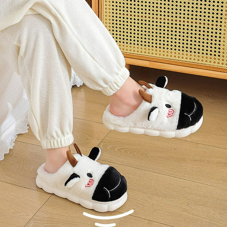  Kawaii Fuzzy Cow Slippers for Women with Socks, Cute Cow  Slippers Winter Warm Cozy Animal Slippers, Cow Print Fluffy Slippers,  Cartoon Milk Cow House Slippers Funny Shoes for Adults Kids (5.5-6.5) 