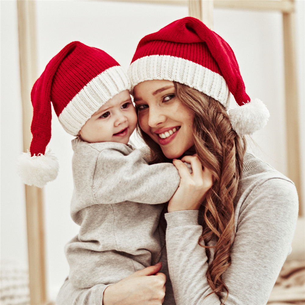 Matching christmas beanies Outlet
