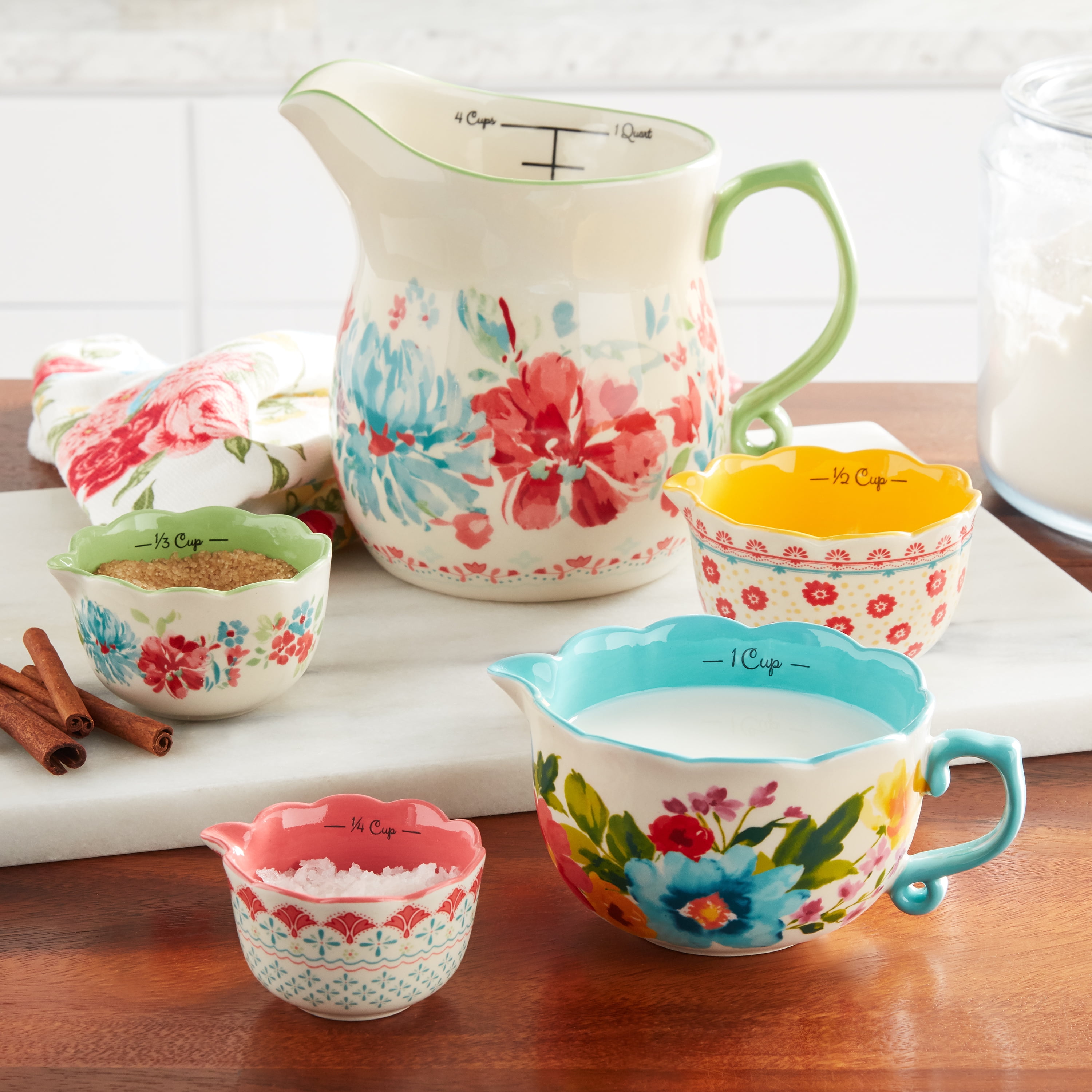 The Pioneer Woman Gorgeous Garden Durable Stoneware 5-Piece Measuring Cup  Set 