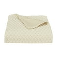 thumbnail image 4 of J. Queen New York  Grandeur Christmas Quilt Set White - King, 4 of 5