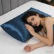 thumbnail image 1 of Funda de almohada de terciopelo para el cabello y la piel | Funda de almohada con cierre tipo sobre | Tejido suave y liso que reduce el encrespamiento y las arrugas, 1 of 6