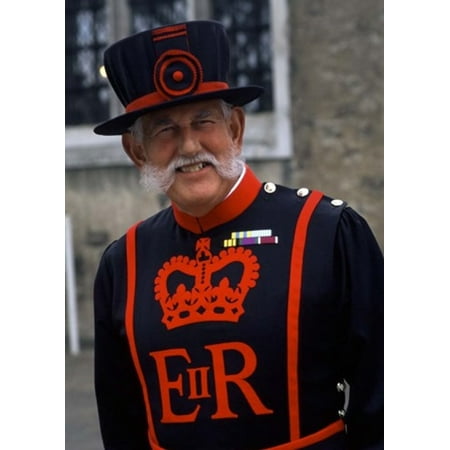 Beefeater in Costume at the Tower of London London England Canvas Art - Bill Bachmann DanitaDelimont (17 x 24)
