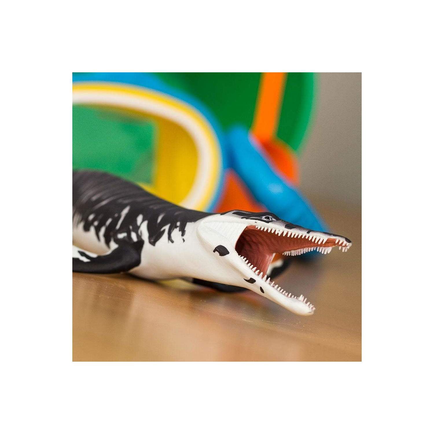 Safari Ltd. Kronosaurus Figurine - Detailed 13.5" Prehistoric Marine Reptile Figure - Educational Toy for Boys, Girls, and Kids Ages 3+