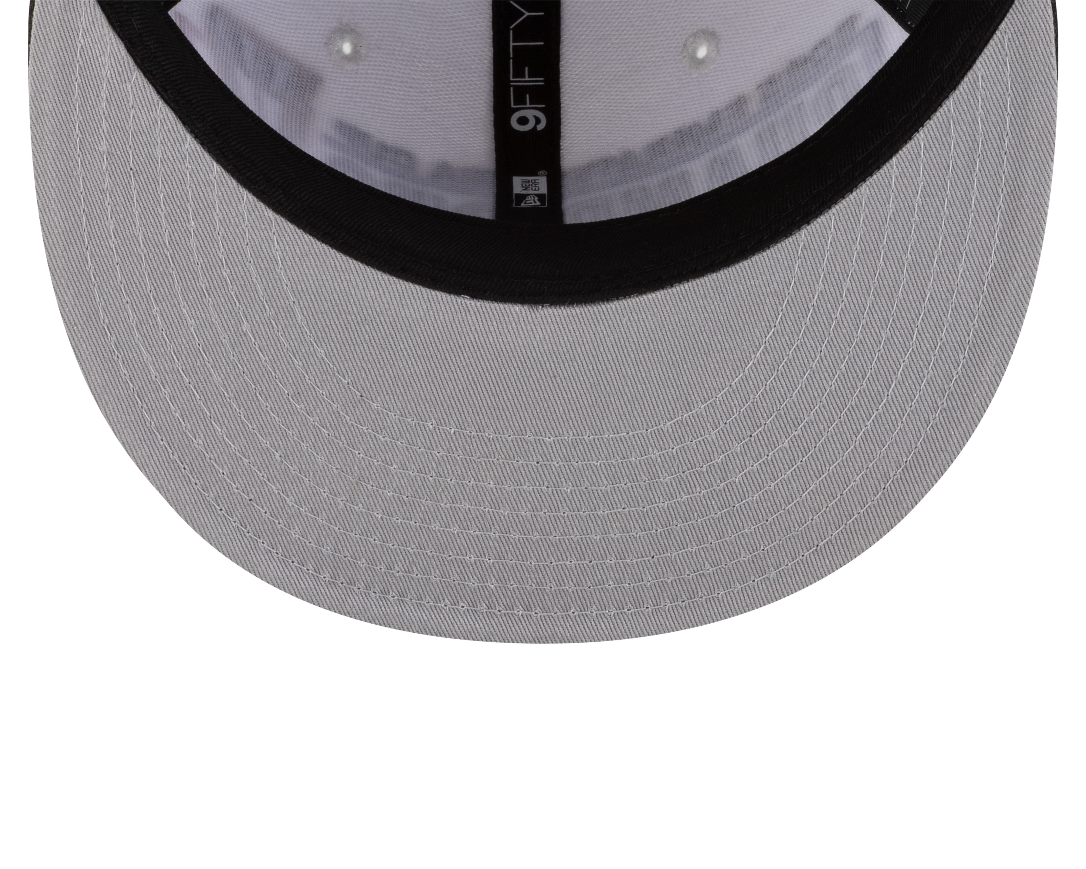 Men's New Era White/Black New York Knicks 2025 NBA Cup Champions Locker Room 9FIFTY Snapback Hat