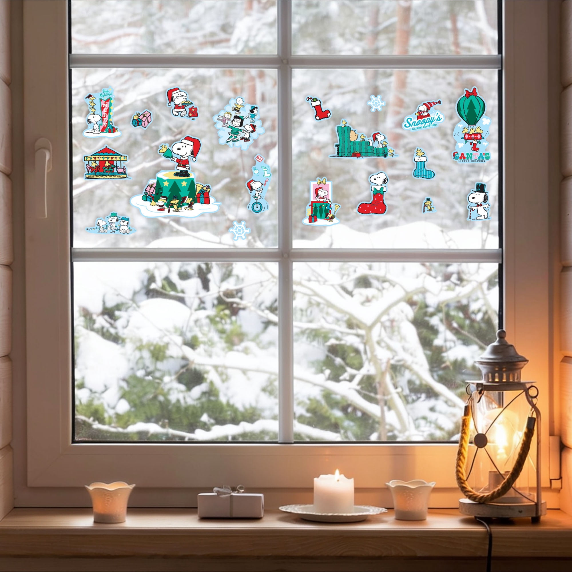 Peanuts Snoopy Christmas Window Clings, 19‑Piece Holiday Static Window Decorations – Snoopy & Woodstock Festive Designs