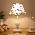 thumbnail image 3 of Lámpara de escritorio de cristal Simple de estilo europeo, lámparas de noche para dormitorio de tela Retro, luz de mesa de hierro forjado clásica, iluminación nocturna de lujo, 3 of 5