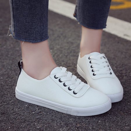 

Flat White Sneakers Modern & Stylish Low Top Skate Shoes Women‘s Footwear