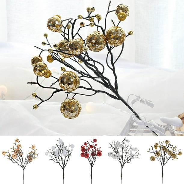 Inserto de rama de ratán navideño | Ramitas y hojas decorativas doradas y rojas con bayas rojas | Acento natural tejido a mano para las fiestas | 11.8x5.9 pulgadas | Decoración festiva de adornos