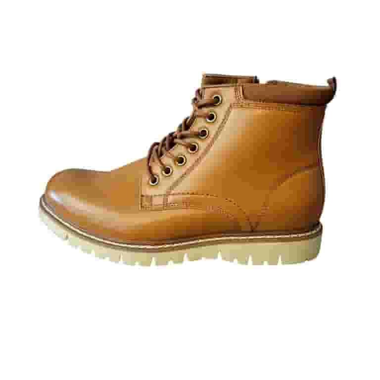★Steve Madden★新作★大人気★SALOON COGNAC★ブーツ Steve Madden Men's P Bowery Lace Up Side Zipper All Day Wear