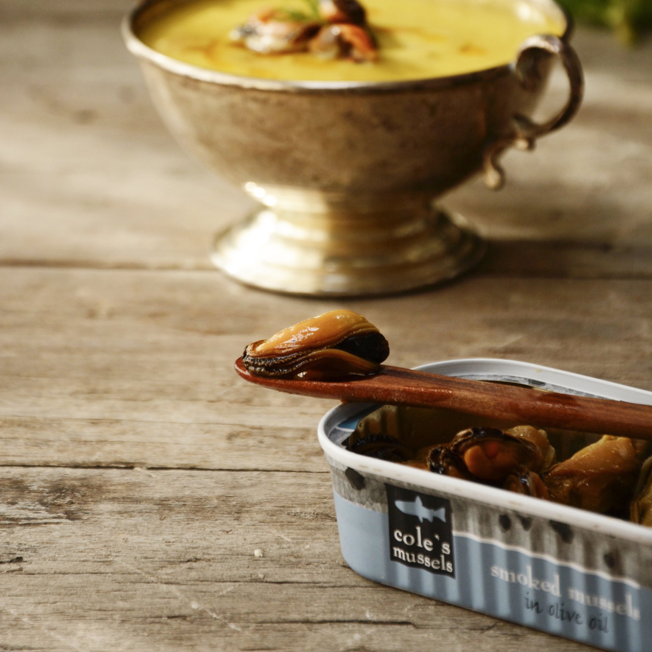 COLES SMOKED MUSSELS CANNED IN EXTRA VIRGIN OLIVE OIL - Canned Mussels, High in Protein, Applewood Smoked, Hand-Packed Seafood, Gluten-Free - 4 oz (5 pack)