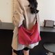 thumbnail image 3 of Bolso Hombro para Mujer Ante Sintético A La Hobo Elegante, 3 of 9