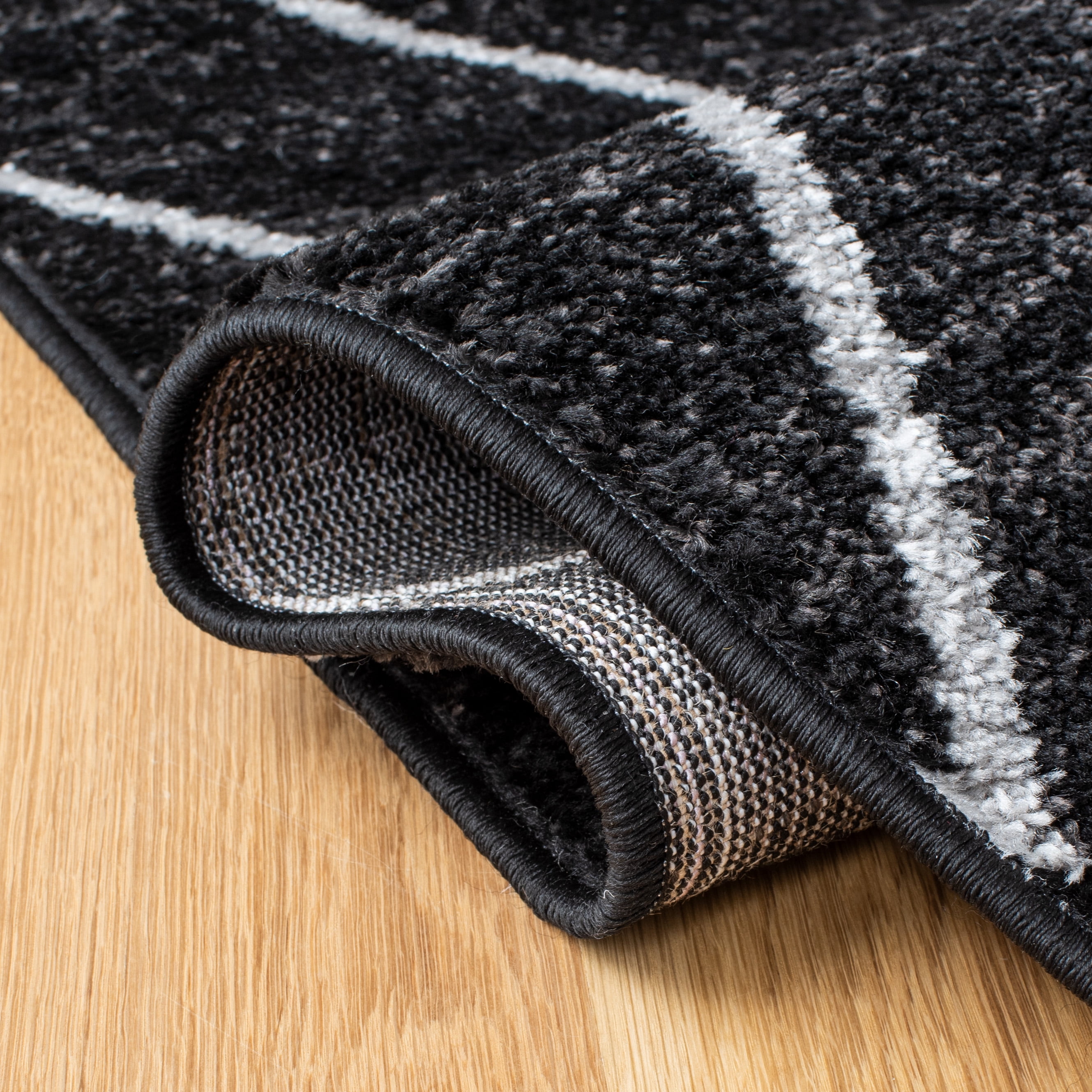 SAFAVIEH Adirondack Evonne Geometric Runner Rug, Black/Light Grey, 2'6" x 12'