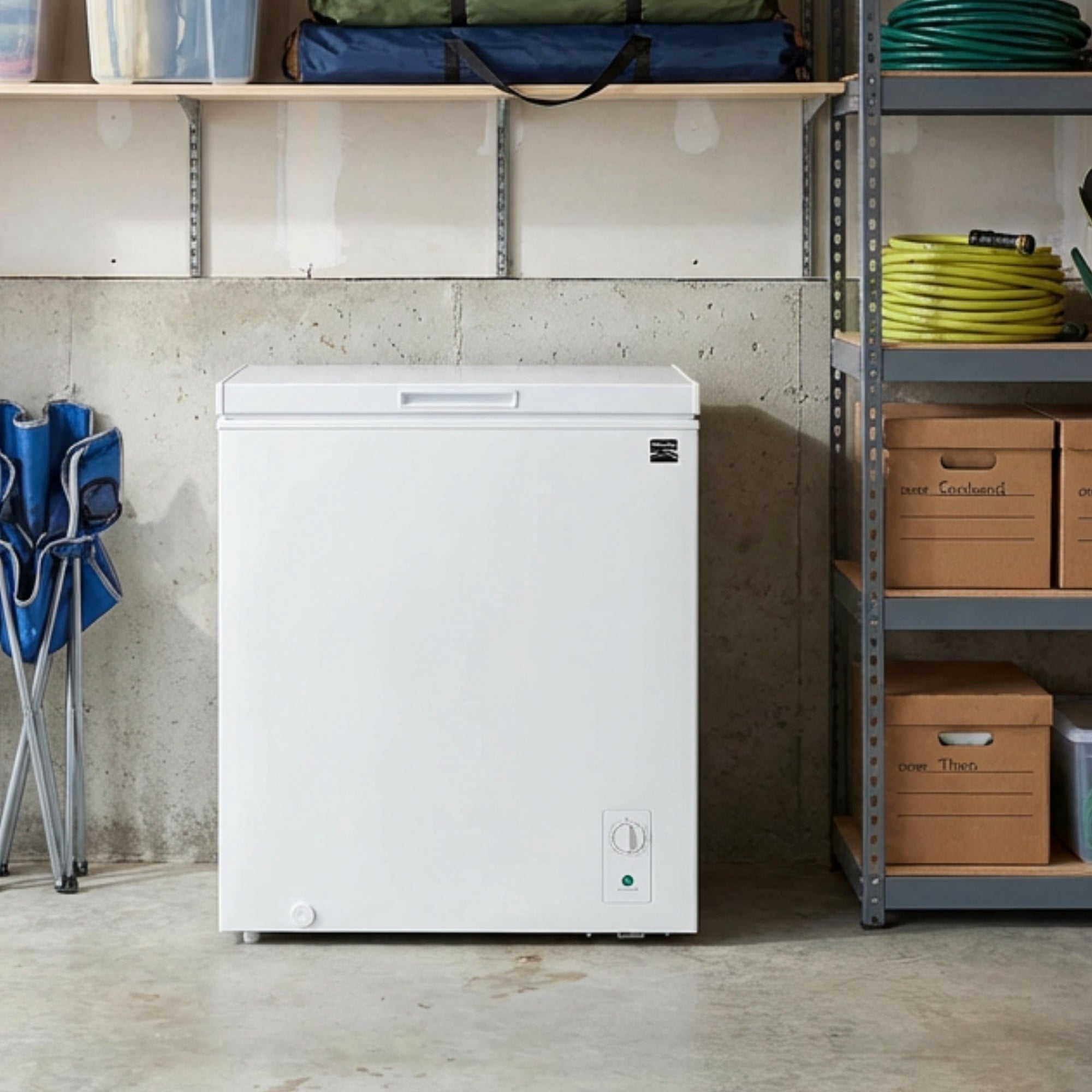 Kenmore 5.1 cu ft Convertible Chest Freezer, Deep Freezer and Freezer Chest for Food Storage with Adjustable Temperature Control for Garage, Basement or Utility Room Use, White