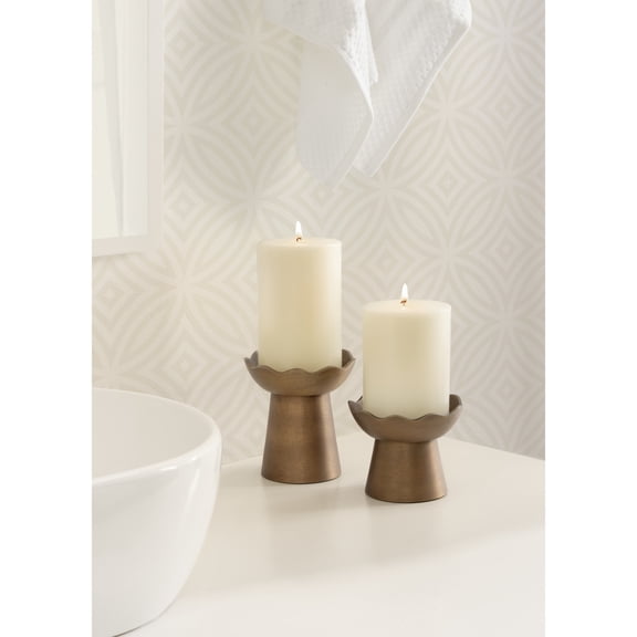 Kate and Laurel Alessia Modern Two-Piece Candle Holder Set, Set of 2, Antique Brass, Transitional Wavy Metal Candle Holders for Wax or Flameless Candles for Entryway or Living Room Decor
