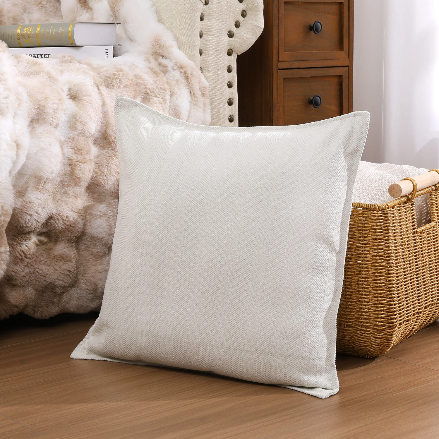 Throw Pillows for Couch Set of 4, Yamaziot 18" x 18" Decorative Pillow Accent Cushion for Sofa Bed Living Room, Solid Beige White Chenille