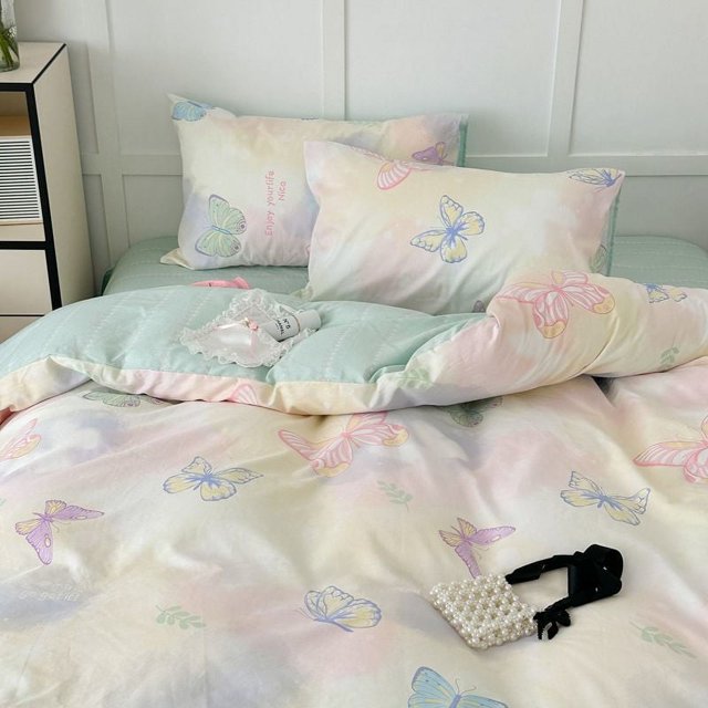 Pink Floral Bedding Set - Queen Size Comforter Cover, Sheet and Pillowcases for Girls Room