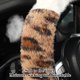thumbnail image 3 of Cubierta Del Volante Cubierta Del Volante Del Coche de Poliéster 34-39cm de Diámetro Invierno Calor Elástico Del Oído Del Gato Cubierta Del Volante Del Coche, 3 of 6