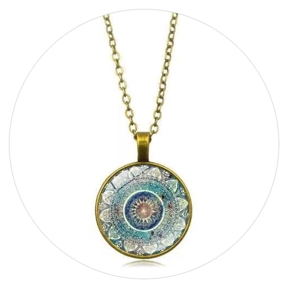 Vintage Alloy Acrylic Watch Dial Pendant Necklace For Women
