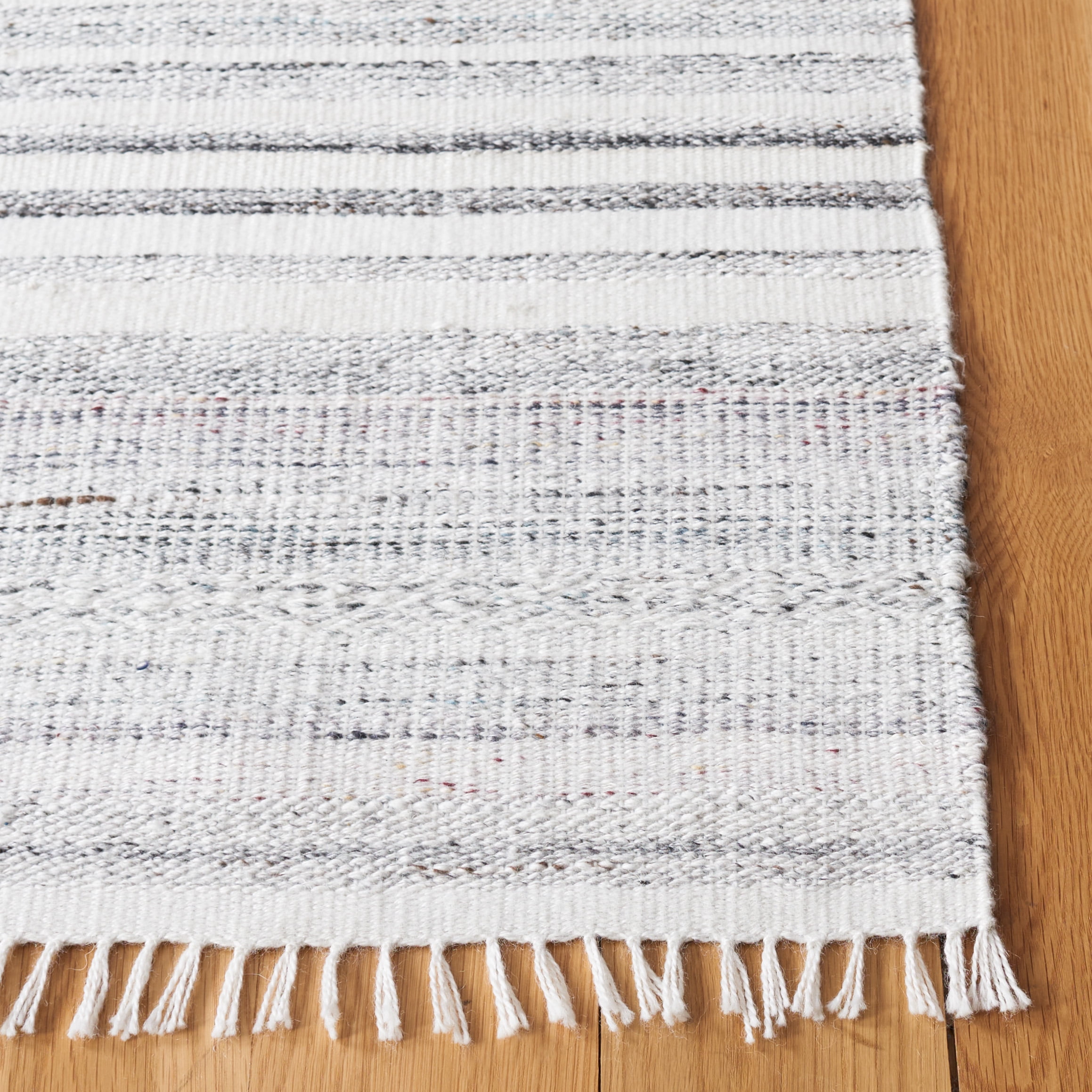 Safavieh Kilim Mckayla Striped Polyester Area Rug, Ivory/Light Gray, 8' x 10'