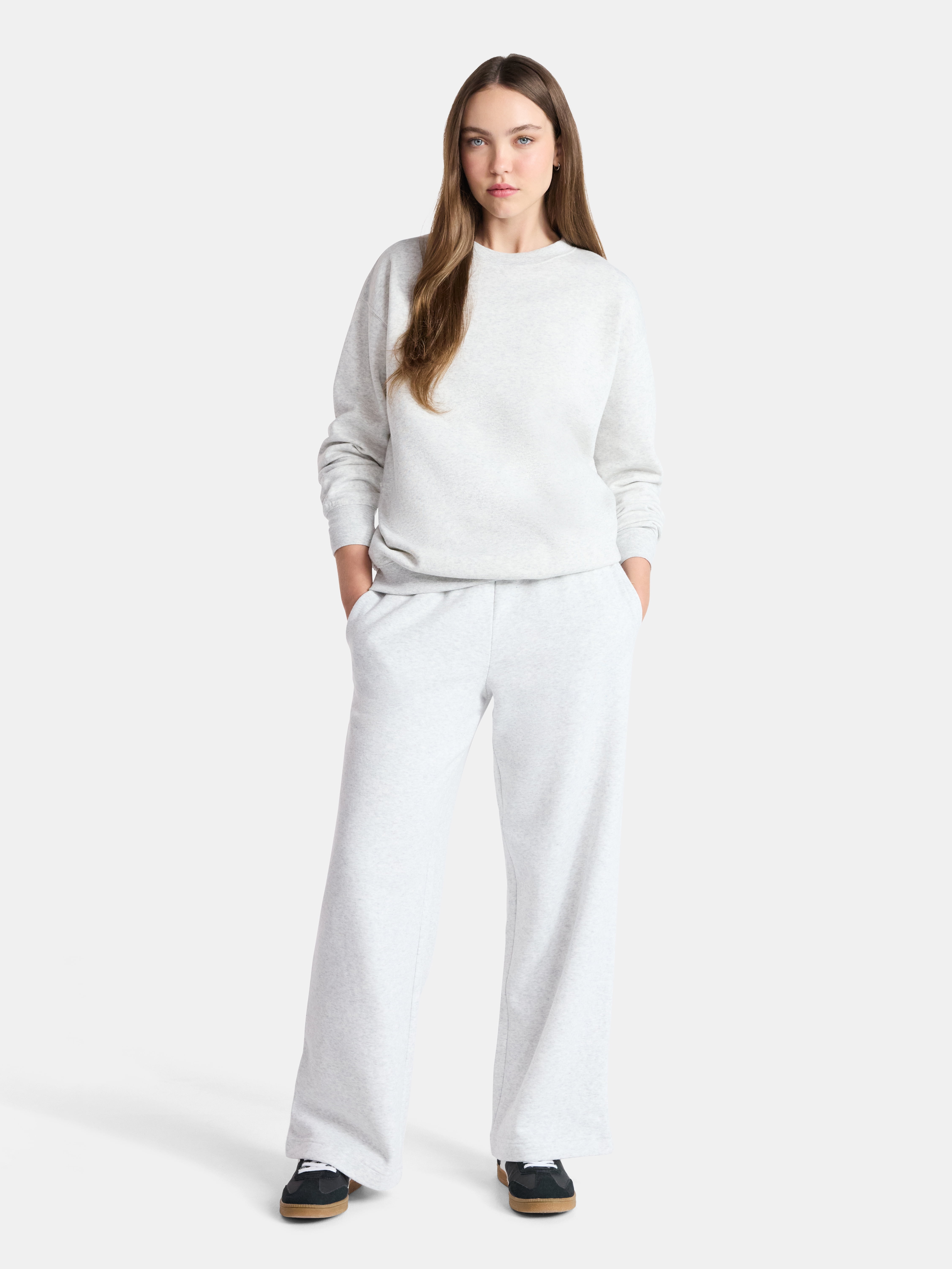 No Boundaries Soft Fleece Wide Leg Pants, 30” Inseam, 1 or 2-Pack, Women’s XXS-4X