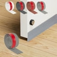 thumbnail image 1 of Cagogo à Moins de 5 $ 4 Pcs Bouchon de Porte, Bande d'Étanchéité de Porte Haute Densité, Ruban Anti-Insectes Découpable, Décapage Auto-Adhésif Résistant aux Intempéries, Ruban d'Isolation pour Fenêtre et Porte, Bande d'Étanchéité à Rouleau Complet de 36 Pouces, 1 of 9