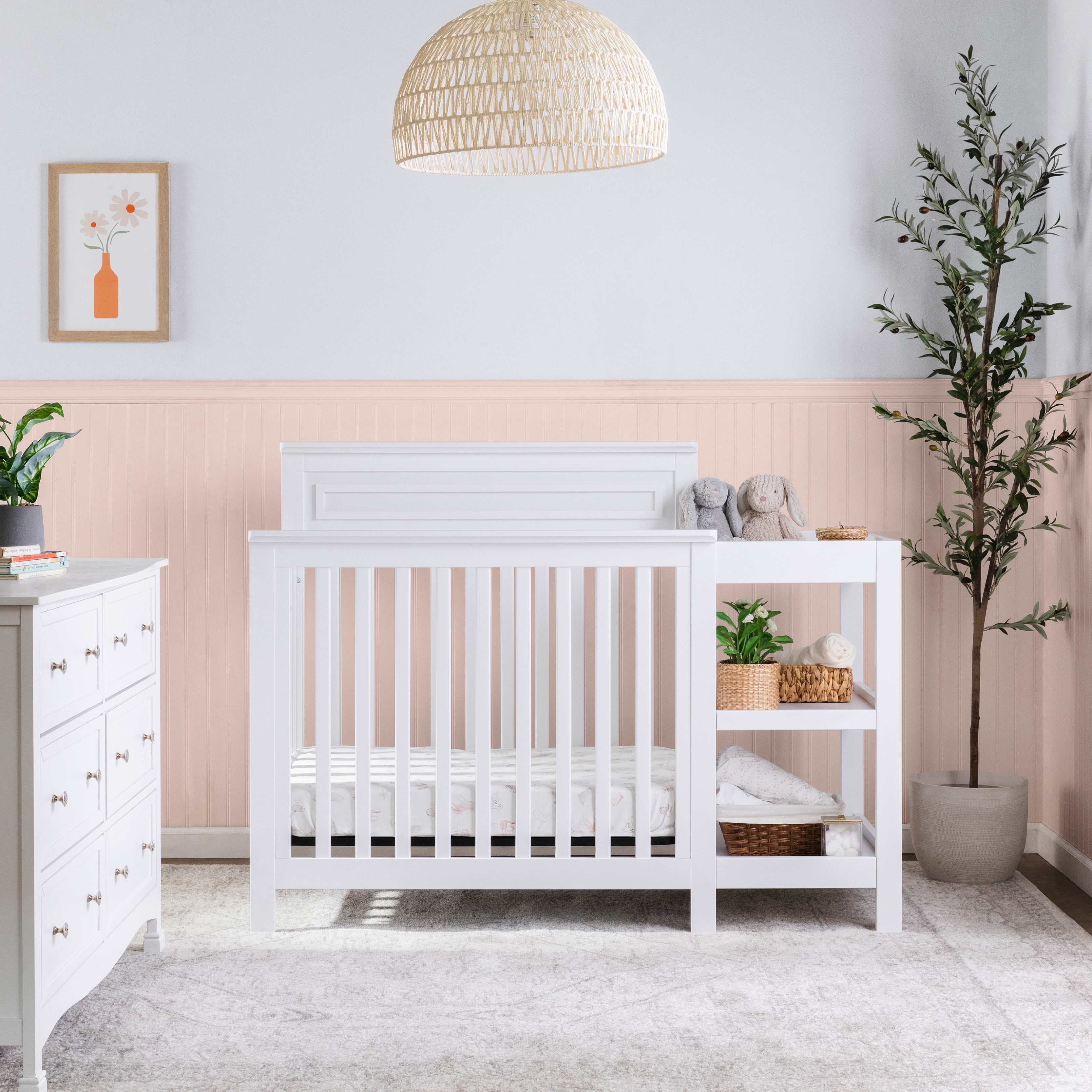 DaVinci Autumn Pine Wood 4-in-1 Mini Crib & Changer Combo in White