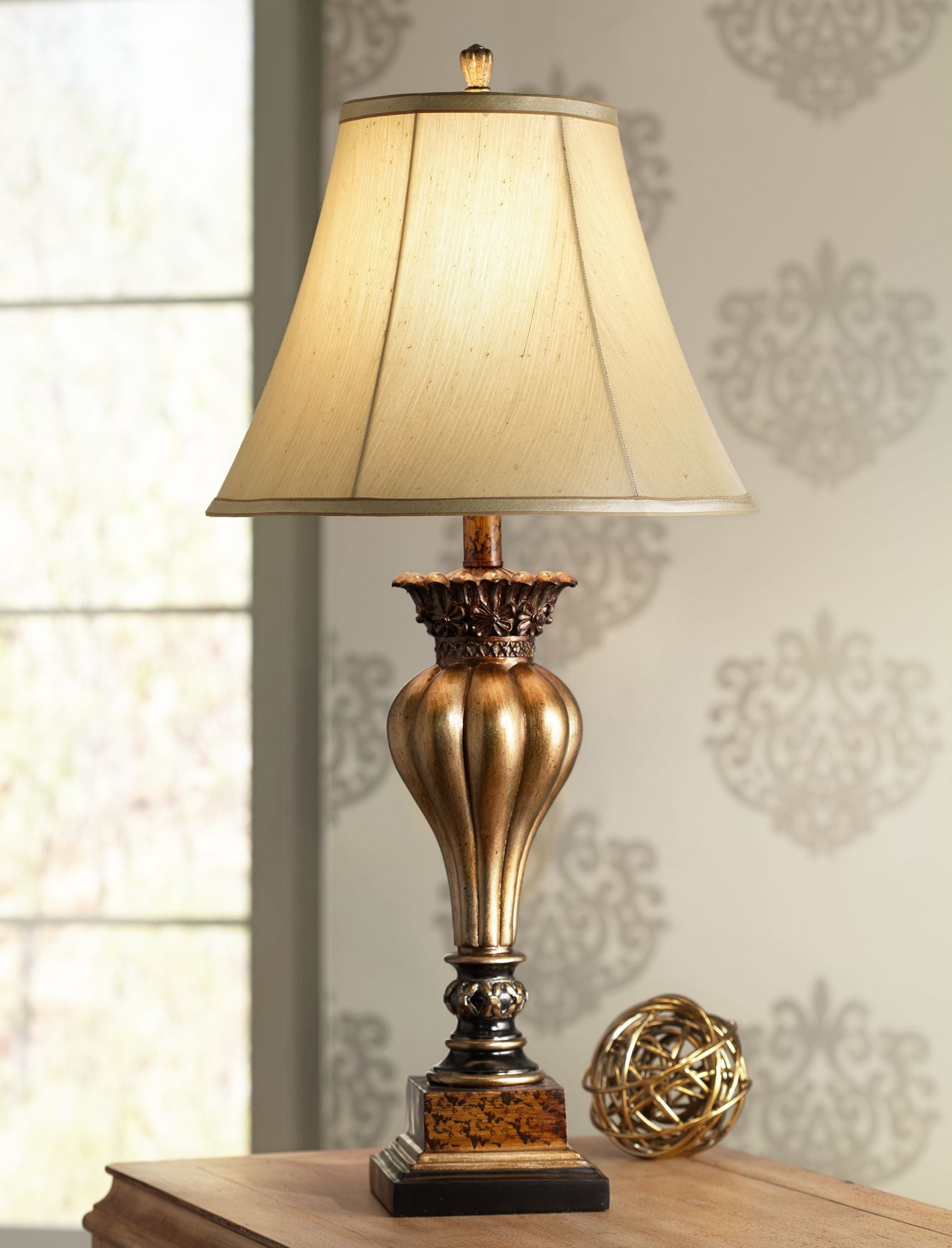 Regency Hill Traditional Table Lamp Vase Silhouette with