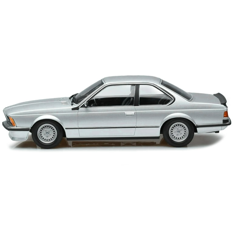 1982 BMW 635 CSi Silver Metallic 1/18 Diecast Model Car by