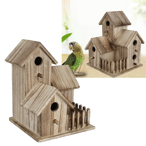 Maison d'oiseau en bois à l'extérieur de la décoration de terrasse de boîte