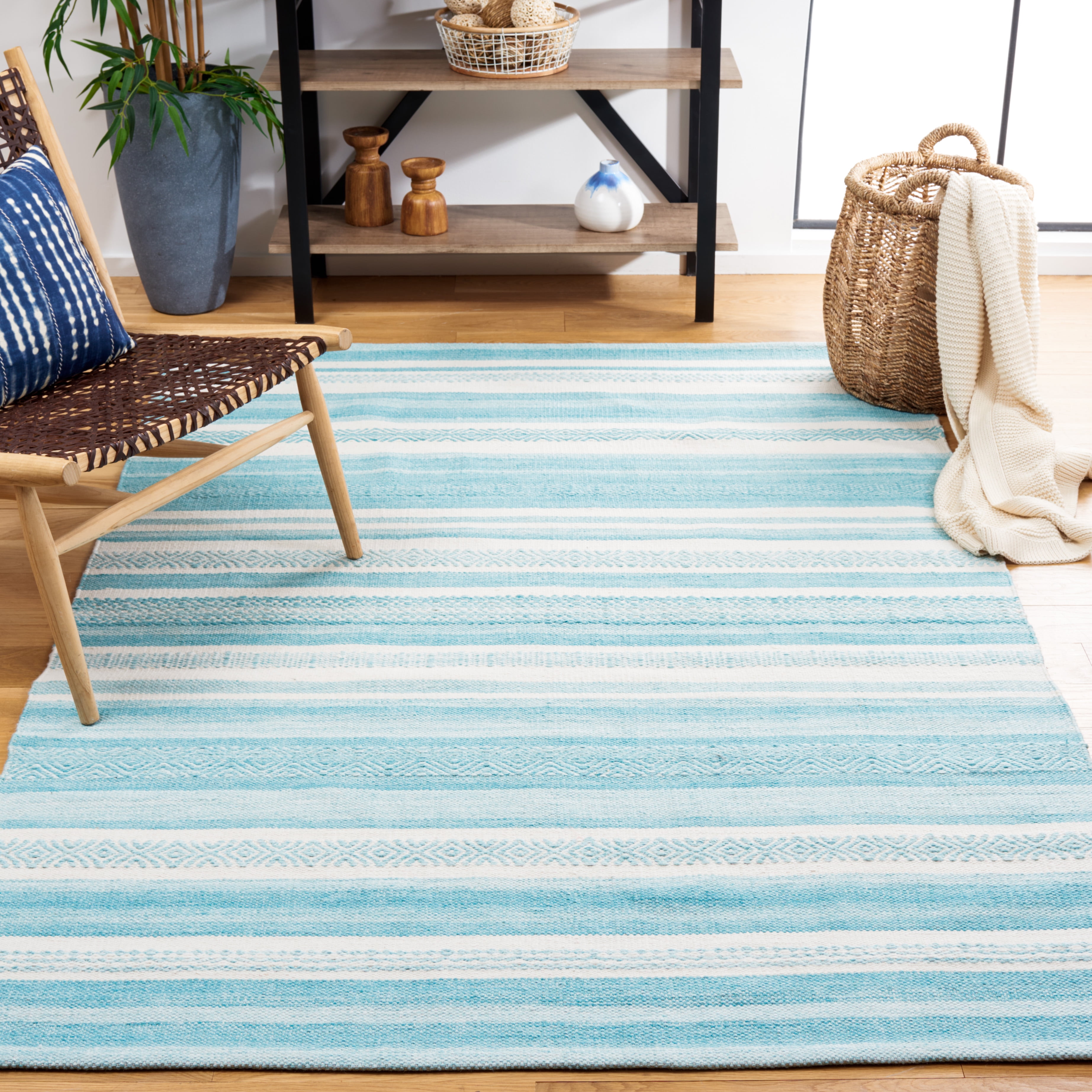 SAFAVIEH Striped Kilim Leo Striped Polyester Area Rug, Turquoise/Ivory, 4' x 6'