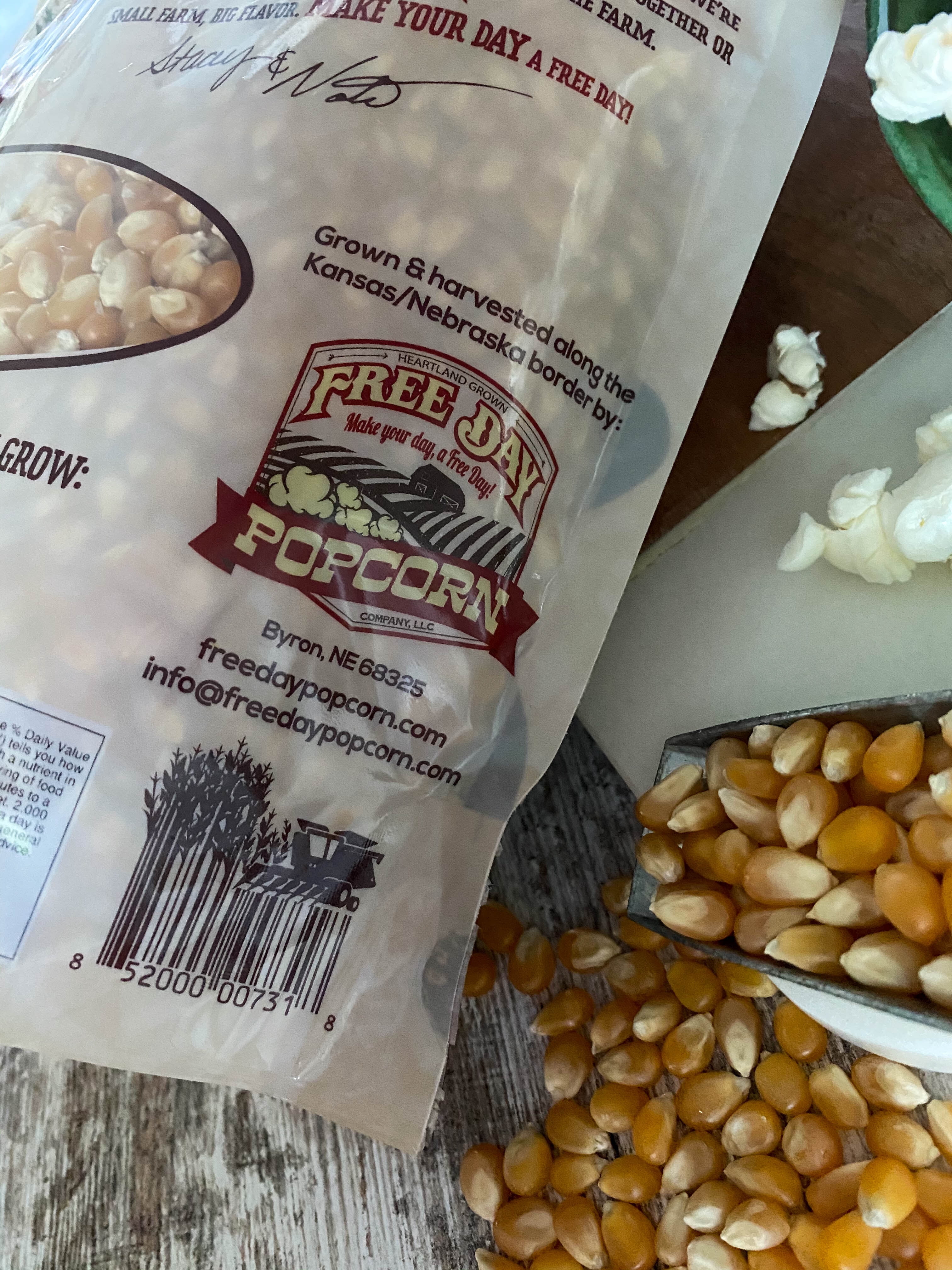 Yellow Butterfly Popcorn, 48 oz pouch (4 Pack): Farm Fresh, Non-GMO Popcorn