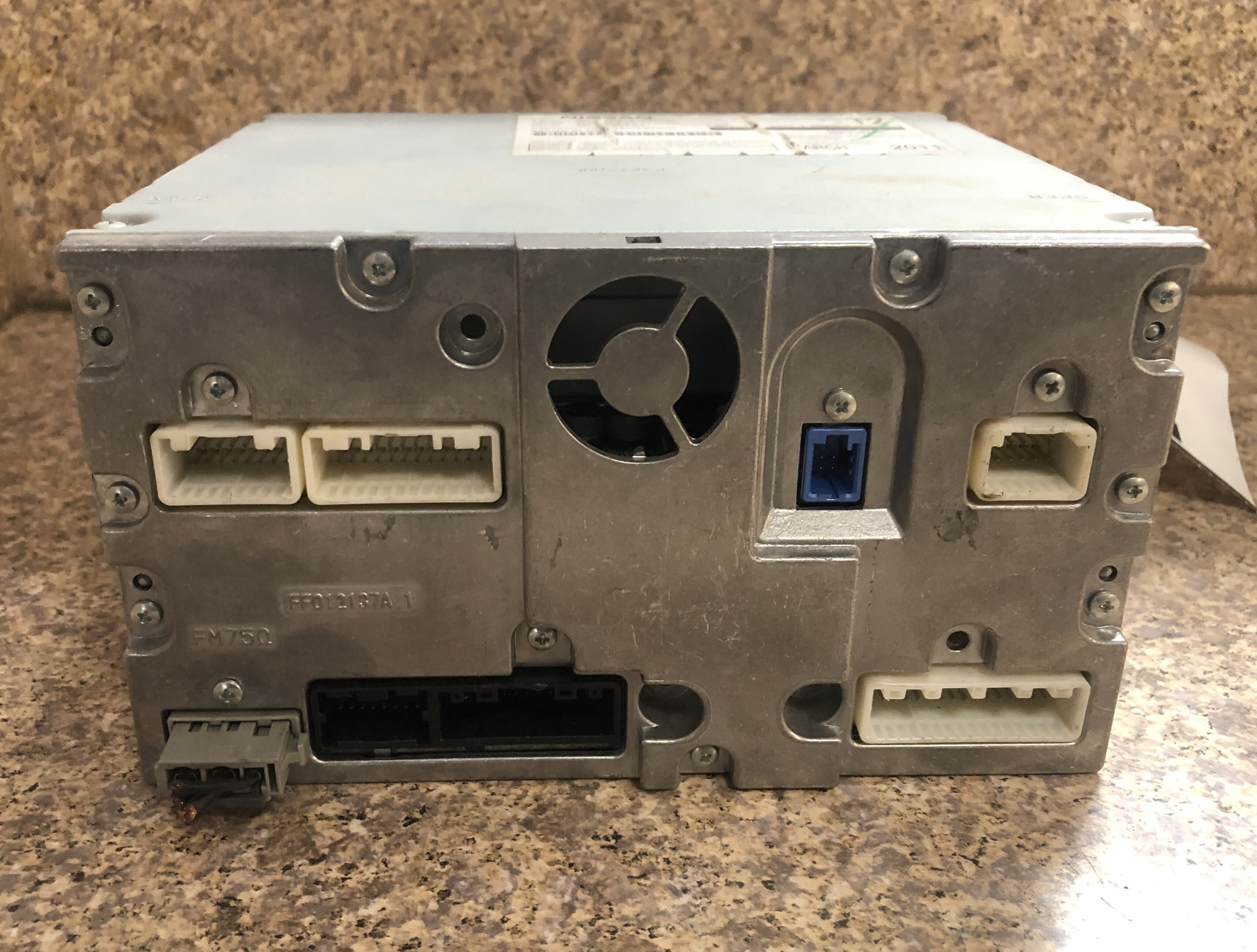 Pre-Owned 11 Nissan Murano AM FM CD Player Radio Receiver OEM LKQ - Verify Specific Vehicle Fitment In Description - (Good)