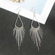 thumbnail image 3 of Qarigey 1 par de pendientes colgantes, accesorios de joyería exquisitos calados simples, suministro a juego de ropa, pendientes de aleación para Ropa, zapatos y accesorios Miscelánea plata Qarigey AP009642-02, 3 of 6